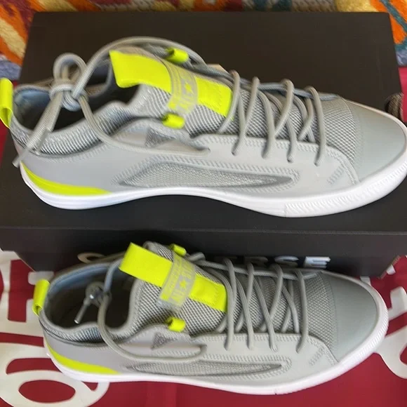 Converse 172153C
CTAS ULTRA OX
ASH STONE/LIME TWIST/SILVER
Men’s sneakers - Picture 3 of 16